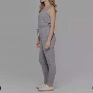 Universal Thread Leisure Jumpsuit Size Large